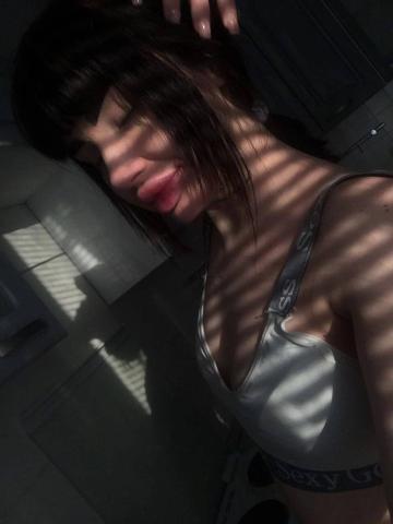 Моника фото 2